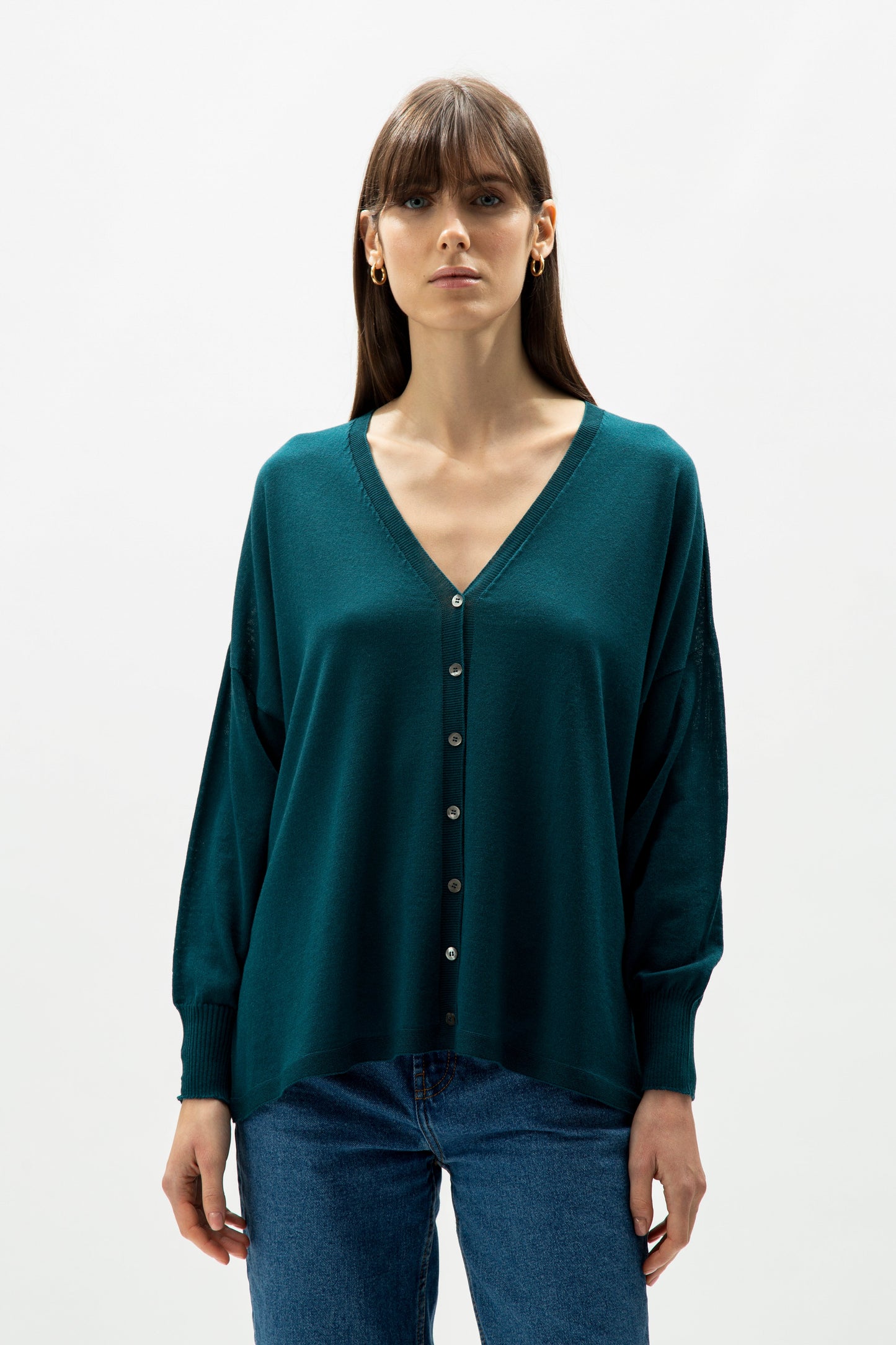 Extra Fine Merino Wool Oversized V-Neck Cardigan
(3D-Knit)